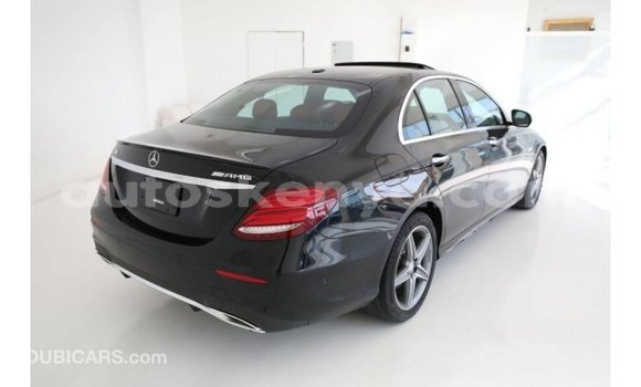 Nunua Imported Mercedes‒Benz 1117 Nyeusi Lori ndani ya Import - Dubai nchini Kati Kenya Nunua Imported Mercedes‒Benz 1117 Nyeusi Lori ndani ya Import - Dubai nchini Kati Kenya