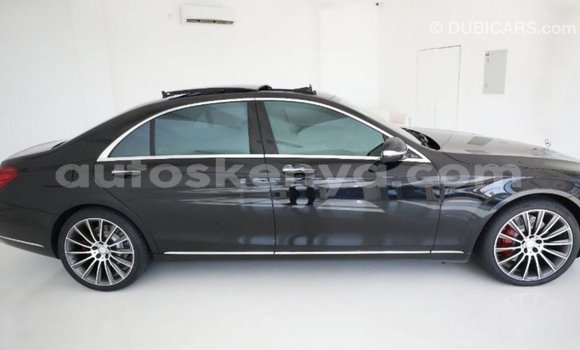 Imported Mercedes‒Benz 1117 Black Netiree iti Import - Dubai keessatti Central Kenya keessatti Imported Mercedes‒Benz 1117 Black Netiree iti Import - Dubai keessatti Central Kenya keessatti