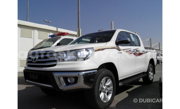 Nunua Imported Toyota Hilux Nyeupe Gari ndani ya Import - Dubai nchini Kati Kenya Nunua Imported Toyota Hilux Nyeupe Gari ndani ya Import - Dubai nchini Kati Kenya