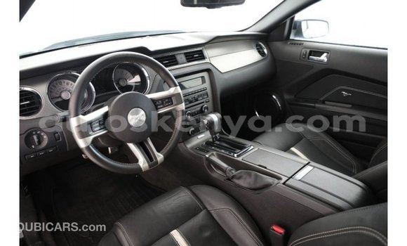 Imported Ford Mustang Black Makiinaa iti Import - Dubai keessatti Central Kenya keessatti Imported Ford Mustang Black Makiinaa iti Import - Dubai keessatti Central Kenya keessatti