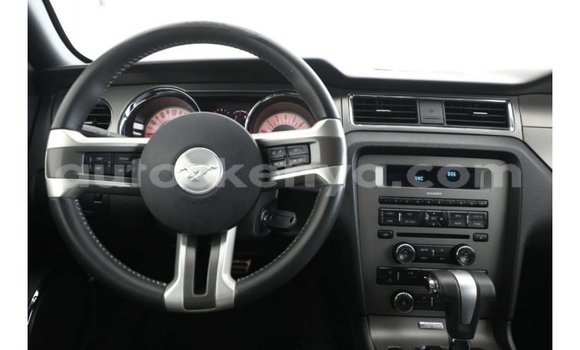 Imported Ford Mustang Black Makiinaa iti Import - Dubai keessatti Central Kenya keessatti Imported Ford Mustang Black Makiinaa iti Import - Dubai keessatti Central Kenya keessatti