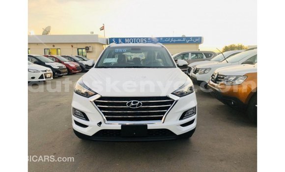 Buy Import Hyundai Tucson White Car in Import - Dubai in Central Kenya Buy Import Hyundai Tucson White Car in Import - Dubai in Central Kenya