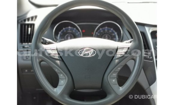 Nunua Imported Hyundai Sonata Nyingine Gari ndani ya Import - Dubai nchini Kati Kenya Nunua Imported Hyundai Sonata Nyingine Gari ndani ya Import - Dubai nchini Kati Kenya