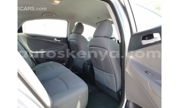 Nunua Imported Hyundai Sonata Nyingine Gari ndani ya Import - Dubai nchini Kati Kenya Nunua Imported Hyundai Sonata Nyingine Gari ndani ya Import - Dubai nchini Kati Kenya