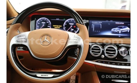 Imported Mercedes‒Benz 600 Black Makiinaa iti Import - Dubai keessatti Central Kenya keessatti Imported Mercedes‒Benz 600 Black Makiinaa iti Import - Dubai keessatti Central Kenya keessatti