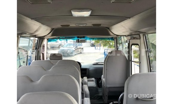 Imported Toyota Coaster White Makiinaa iti Import - Dubai keessatti Central Kenya keessatti Imported Toyota Coaster White Makiinaa iti Import - Dubai keessatti Central Kenya keessatti
