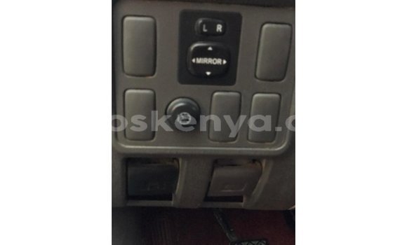 Imported Toyota Hilux White Makiinaa iti Import - Dubai keessatti Central Kenya keessatti Imported Toyota Hilux White Makiinaa iti Import - Dubai keessatti Central Kenya keessatti