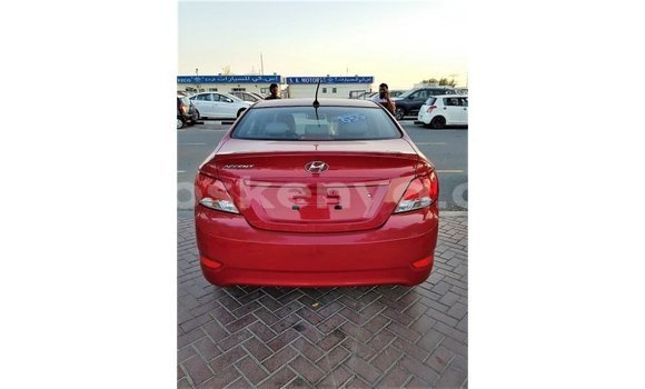 Imported Hyundai Accent Red Makiinaa iti Import - Dubai keessatti Central Kenya keessatti Imported Hyundai Accent Red Makiinaa iti Import - Dubai keessatti Central Kenya keessatti