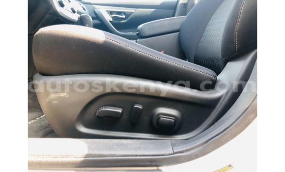 Nunua Imported Nissan Altima Nyingine Gari ndani ya Import - Dubai nchini Kati Kenya Nunua Imported Nissan Altima Nyingine Gari ndani ya Import - Dubai nchini Kati Kenya