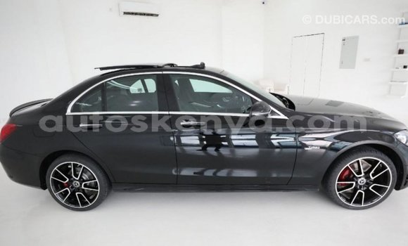 Nunua Imported Mercedes‒Benz 1117 Nyeusi Lori ndani ya Import - Dubai nchini Kati Kenya Nunua Imported Mercedes‒Benz 1117 Nyeusi Lori ndani ya Import - Dubai nchini Kati Kenya