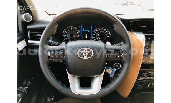 Imported Toyota Fortuner Black Makiinaa iti Import - Dubai keessatti Central Kenya keessatti Imported Toyota Fortuner Black Makiinaa iti Import - Dubai keessatti Central Kenya keessatti