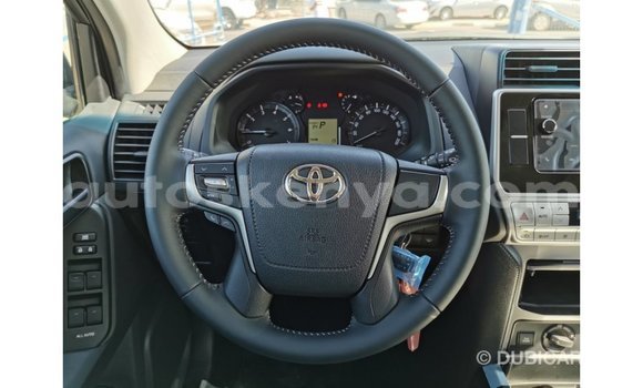 Nunua Imported Toyota Prado Nyeusi Gari ndani ya Import - Dubai nchini Kati Kenya Nunua Imported Toyota Prado Nyeusi Gari ndani ya Import - Dubai nchini Kati Kenya