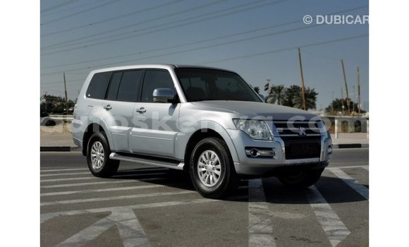 Nunua Imported Mitsubishi Pajero Nyingine Gari ndani ya Import - Dubai nchini Kati Kenya Nunua Imported Mitsubishi Pajero Nyingine Gari ndani ya Import - Dubai nchini Kati Kenya