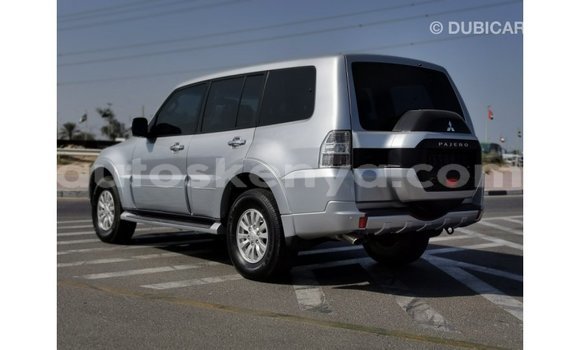 Nunua Imported Mitsubishi Pajero Nyingine Gari ndani ya Import - Dubai nchini Kati Kenya Nunua Imported Mitsubishi Pajero Nyingine Gari ndani ya Import - Dubai nchini Kati Kenya