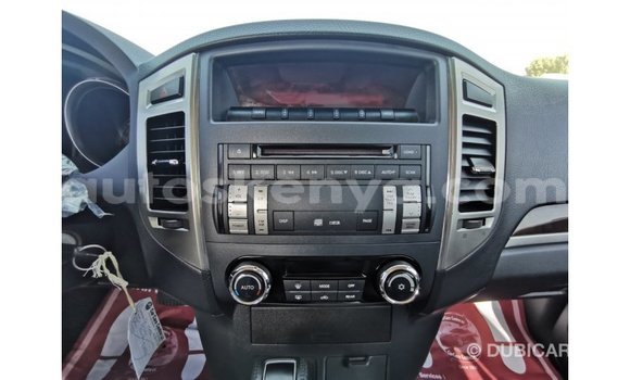 Nunua Imported Mitsubishi Pajero Nyingine Gari ndani ya Import - Dubai nchini Kati Kenya Nunua Imported Mitsubishi Pajero Nyingine Gari ndani ya Import - Dubai nchini Kati Kenya