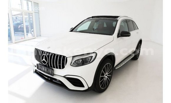 Nunua Imported Mercedes‒Benz GLC Nyeupe Gari ndani ya Import - Dubai nchini Kati Kenya Nunua Imported Mercedes‒Benz GLC Nyeupe Gari ndani ya Import - Dubai nchini Kati Kenya