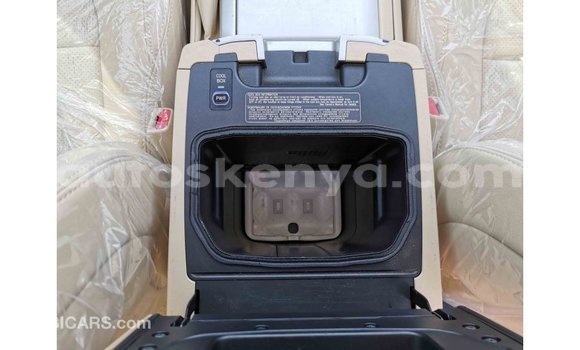 Imported Toyota Land Cruiser Black Makiinaa iti Import - Dubai keessatti Central Kenya keessatti Imported Toyota Land Cruiser Black Makiinaa iti Import - Dubai keessatti Central Kenya keessatti