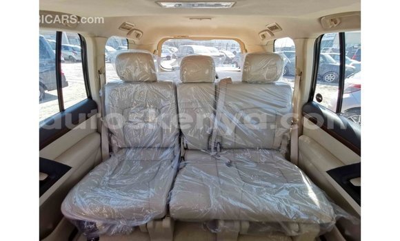 Imported Toyota Land Cruiser Black Makiinaa iti Import - Dubai keessatti Central Kenya keessatti Imported Toyota Land Cruiser Black Makiinaa iti Import - Dubai keessatti Central Kenya keessatti