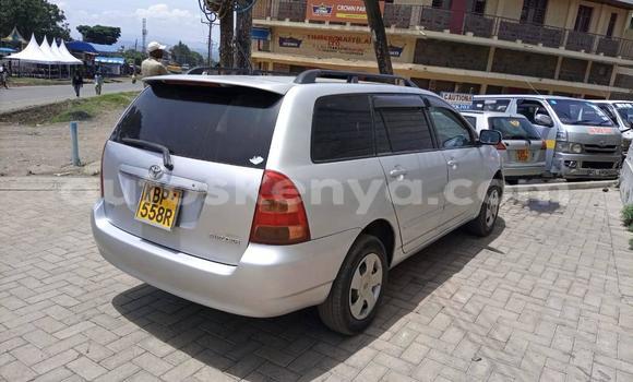 Oofamaa Toyota Fielder Silver Makiinaa iti Nairobi keessatti Nairobi keessatti Oofamaa Toyota Fielder Silver Makiinaa iti Nairobi keessatti Nairobi keessatti