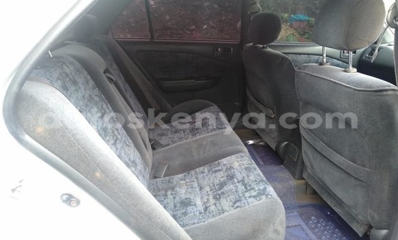 Oofamaa Toyota Premio White Makiinaa iti Nairobi keessatti Nairobi keessatti Oofamaa Toyota Premio White Makiinaa iti Nairobi keessatti Nairobi keessatti