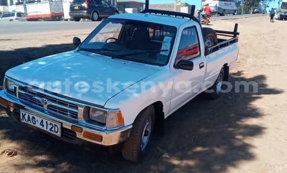 Buy Used Toyota Pickup White Car in Nairobi in Nairobi Buy Used Toyota Pickup White Car in Nairobi in Nairobi