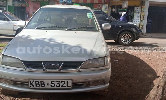 Oofamaa Toyota Carina Silver Makiinaa iti Nairobi keessatti Nairobi keessatti Oofamaa Toyota Carina Silver Makiinaa iti Nairobi keessatti Nairobi keessatti