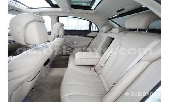 Imported Mercedes‒Benz 1117 White Netiree iti Import - Dubai keessatti Central Kenya keessatti Imported Mercedes‒Benz 1117 White Netiree iti Import - Dubai keessatti Central Kenya keessatti