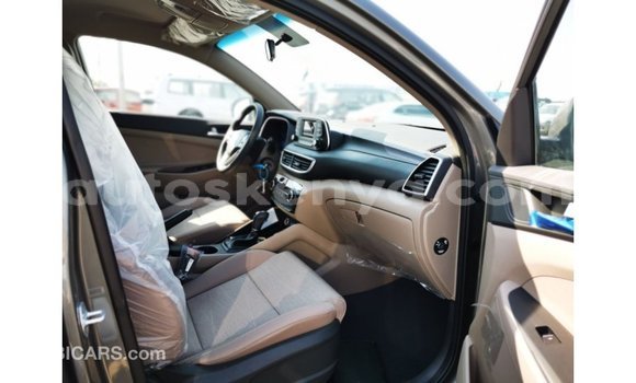 Buy Import Hyundai Tucson Other Car in Import - Dubai in Central Kenya Buy Import Hyundai Tucson Other Car in Import - Dubai in Central Kenya