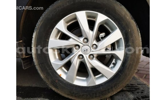 Imported Hyundai Tucson Blue Makiinaa iti Import - Dubai keessatti Central Kenya keessatti Imported Hyundai Tucson Blue Makiinaa iti Import - Dubai keessatti Central Kenya keessatti