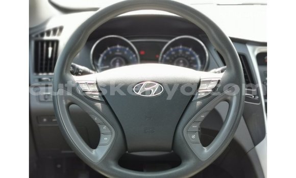 Nunua Imported Hyundai Sonata Nyingine Gari ndani ya Import - Dubai nchini Kati Kenya Nunua Imported Hyundai Sonata Nyingine Gari ndani ya Import - Dubai nchini Kati Kenya