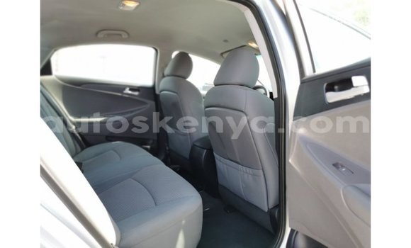 Nunua Imported Hyundai Sonata Nyingine Gari ndani ya Import - Dubai nchini Kati Kenya Nunua Imported Hyundai Sonata Nyingine Gari ndani ya Import - Dubai nchini Kati Kenya
