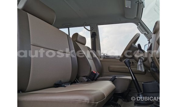 Buy Import Toyota Land Cruiser Other Car in Import - Dubai in Central Kenya Buy Import Toyota Land Cruiser Other Car in Import - Dubai in Central Kenya