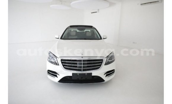 Nunua Imported Mercedes‒Benz 1117 Nyeupe Lori ndani ya Import - Dubai nchini Kati Kenya Nunua Imported Mercedes‒Benz 1117 Nyeupe Lori ndani ya Import - Dubai nchini Kati Kenya