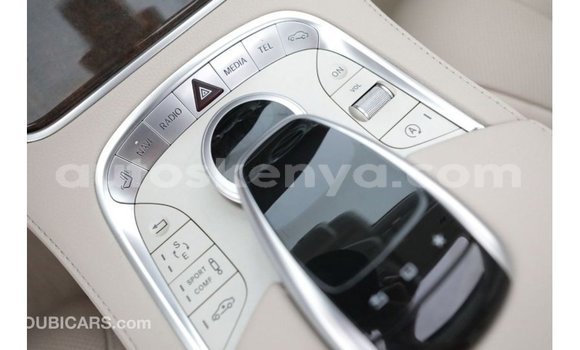 Nunua Imported Mercedes‒Benz 1117 Nyeupe Lori ndani ya Import - Dubai nchini Kati Kenya Nunua Imported Mercedes‒Benz 1117 Nyeupe Lori ndani ya Import - Dubai nchini Kati Kenya