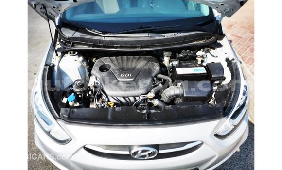 Nunua Imported Hyundai Accent Nyingine Gari ndani ya Import - Dubai nchini Kati Kenya Nunua Imported Hyundai Accent Nyingine Gari ndani ya Import - Dubai nchini Kati Kenya