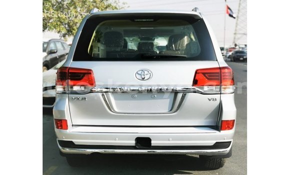 Nunua Imported Toyota Land Cruiser Nyingine Gari ndani ya Import - Dubai nchini Kati Kenya Nunua Imported Toyota Land Cruiser Nyingine Gari ndani ya Import - Dubai nchini Kati Kenya