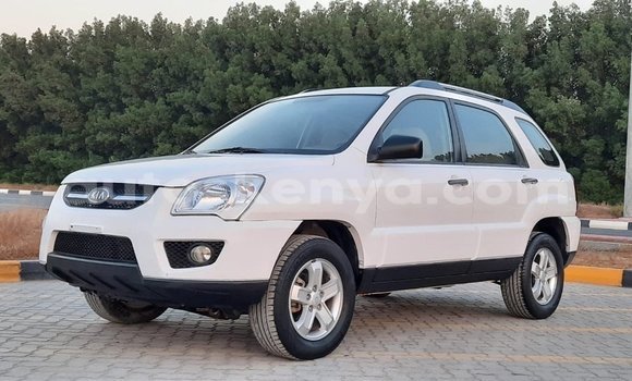 Imported Kia Sportage White Makiinaa iti Import - Dubai keessatti Central Kenya keessatti Imported Kia Sportage White Makiinaa iti Import - Dubai keessatti Central Kenya keessatti