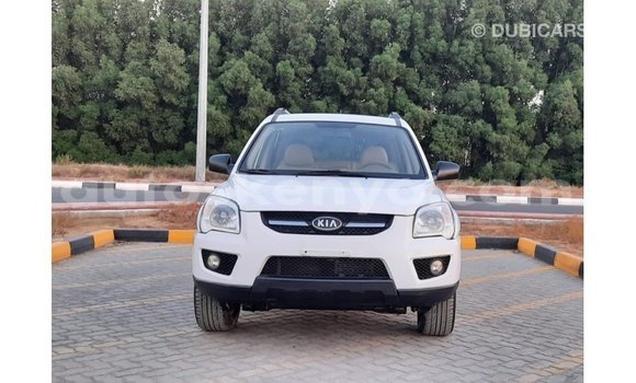 Imported Kia Sportage White Makiinaa iti Import - Dubai keessatti Central Kenya keessatti Imported Kia Sportage White Makiinaa iti Import - Dubai keessatti Central Kenya keessatti