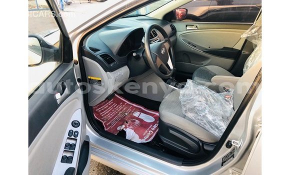 Nunua Imported Hyundai Accent Nyingine Gari ndani ya Import - Dubai nchini Kati Kenya Nunua Imported Hyundai Accent Nyingine Gari ndani ya Import - Dubai nchini Kati Kenya