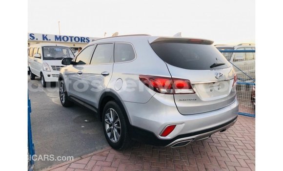 Imported Hyundai Santa Fe Other Makiinaa iti Import - Dubai keessatti Central Kenya keessatti Imported Hyundai Santa Fe Other Makiinaa iti Import - Dubai keessatti Central Kenya keessatti