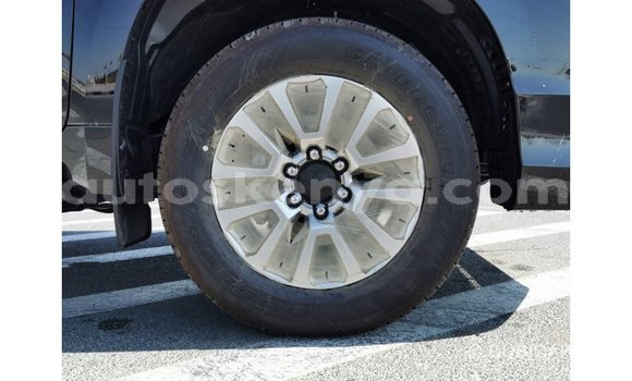 Nunua Imported Toyota Prado Nyeusi Gari ndani ya Import - Dubai nchini Kati Kenya Nunua Imported Toyota Prado Nyeusi Gari ndani ya Import - Dubai nchini Kati Kenya
