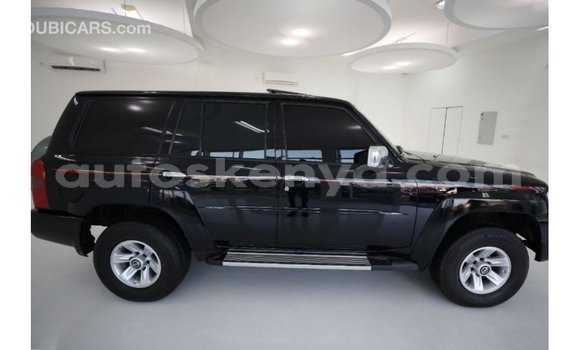 Nunua Imported Nissan Patrol Nyeusi Gari ndani ya Import - Dubai nchini Kati Kenya Nunua Imported Nissan Patrol Nyeusi Gari ndani ya Import - Dubai nchini Kati Kenya