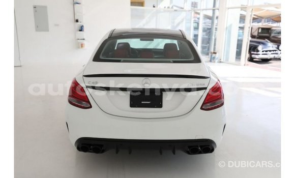 Nunua Imported Mercedes‒Benz 1117 Nyeupe Lori ndani ya Import - Dubai nchini Kati Kenya Nunua Imported Mercedes‒Benz 1117 Nyeupe Lori ndani ya Import - Dubai nchini Kati Kenya