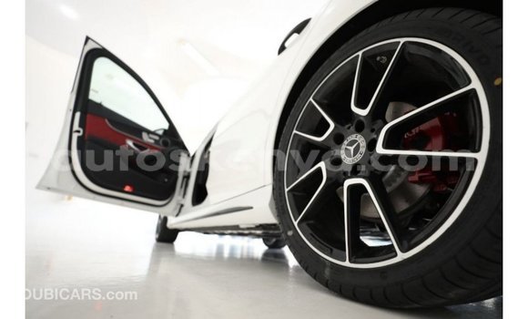 Nunua Imported Mercedes‒Benz 1117 Nyeupe Lori ndani ya Import - Dubai nchini Kati Kenya Nunua Imported Mercedes‒Benz 1117 Nyeupe Lori ndani ya Import - Dubai nchini Kati Kenya