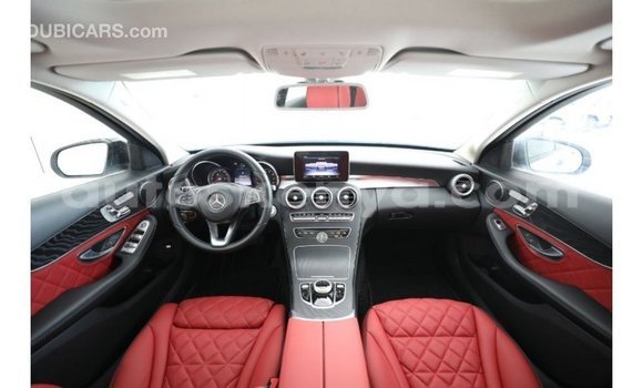 Nunua Imported Mercedes‒Benz 1117 Nyeupe Lori ndani ya Import - Dubai nchini Kati Kenya Nunua Imported Mercedes‒Benz 1117 Nyeupe Lori ndani ya Import - Dubai nchini Kati Kenya