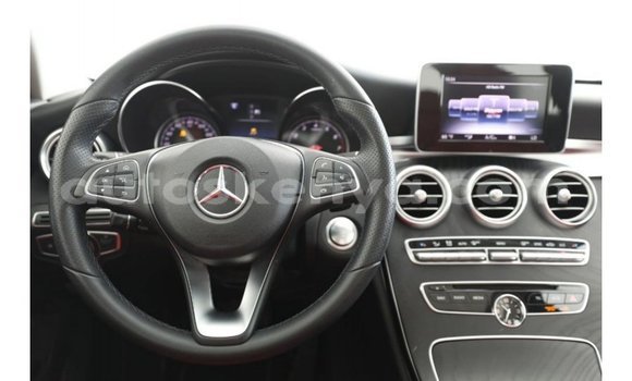 Nunua Imported Mercedes‒Benz 1117 Nyeupe Lori ndani ya Import - Dubai nchini Kati Kenya Nunua Imported Mercedes‒Benz 1117 Nyeupe Lori ndani ya Import - Dubai nchini Kati Kenya