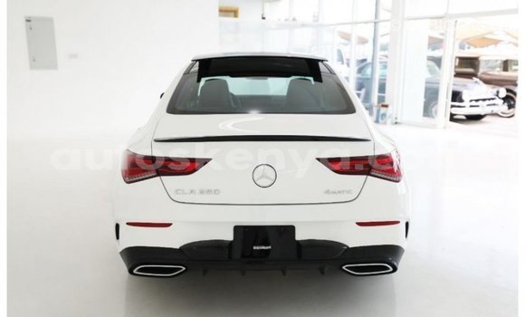 Imported Mercedes‒Benz 250 White Makiinaa iti Import - Dubai keessatti Central Kenya keessatti Imported Mercedes‒Benz 250 White Makiinaa iti Import - Dubai keessatti Central Kenya keessatti