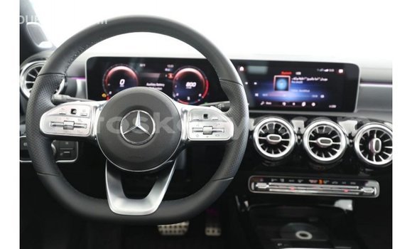 Imported Mercedes‒Benz 250 White Makiinaa iti Import - Dubai keessatti Central Kenya keessatti Imported Mercedes‒Benz 250 White Makiinaa iti Import - Dubai keessatti Central Kenya keessatti