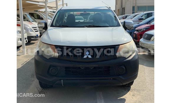 Nunua Imported Mitsubishi L200 Nyeupe Gari ndani ya Import - Dubai nchini Kati Kenya Nunua Imported Mitsubishi L200 Nyeupe Gari ndani ya Import - Dubai nchini Kati Kenya