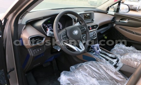 Imported Hyundai Santa Fe Brown Makiinaa iti Import - Dubai keessatti Central Kenya keessatti Imported Hyundai Santa Fe Brown Makiinaa iti Import - Dubai keessatti Central Kenya keessatti